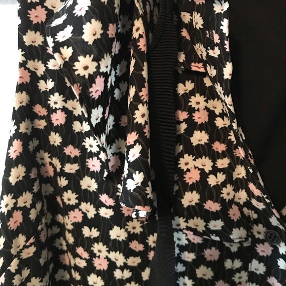 CeCe Mayfair Floral Dress - Picture 3 of 7